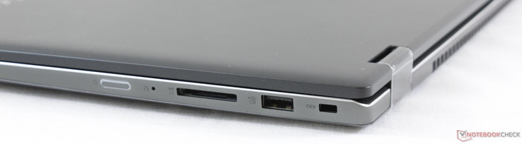 Rechts: power-knop, SD-lezer, USB 3.0, Kensington Lock