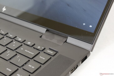 Deksel is steviger en beter bestand tegen verdraaien dan bij de meeste andere laptops