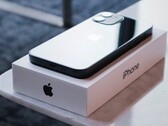Apple updates kan installeren zonder een iPhone uit te hoeven pakken. (Afbeelding: Dennis Cortés)