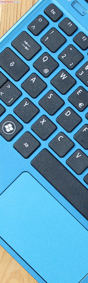 Acer Aspire One 756: Het toetsenbord is vaag; we konden niet wennen aan de knoppen van de ClickPad.