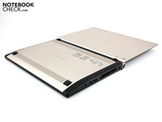 Dual Screen Tablet - in een 14 inch notebook formaat.