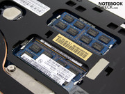 Twee RAM slots worden gevuld met in totaal vier Gigabyte DDR3 RAM geheugen.