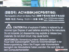 De batterij heeft een capaciteit van 48 Wh.