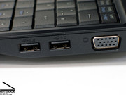 ... een totaal van 3 USB aansluitingen die, door de grootte van de behuizing, erg makkelijk gevonden kunnen worden.