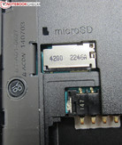 Het MicroSD-kaartslot...