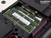 Het DDR3 RAM geheugen is verdeeld over twee slots...