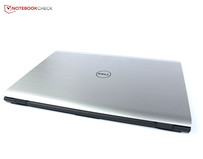 Toch is Dell's Inspiron 17-5748 zelfs met zijn touchscreen dunner dan veel concurrenten.