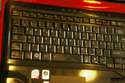 Nog erger is het toetsenbord, dat vol vingerafdrukken raakt elke keer het gebruikt wordt.