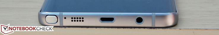 Onderkant: S Pen houder, luidspreker, Micro-USB 2.0, 3.5 mm audiopoort