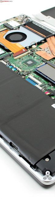 Asus Zenbook NX500JK-DR018H: GeForce GTX 850M met een i7-4712HQ. Concurrenten bieden dit echter ook.