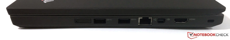 Rechts: SIM-slot, 2x USB 3.0, Gigabit Ethernet, Mini-DisplayPort, HDMI, Kensington Lock