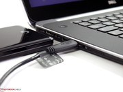 Externe harde schijven (of SSD's) kunnen via USB 3.0 worden aangesloten.