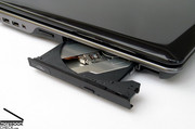 De Asus M70S heeft een Blu-Ray drive, die video's van hoge kwaliteit op het Full HD scherm kan laten zien.