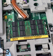 ... en twee grafische chips/kaarten, de geïntegreerde GMA X3100 grafische chip van Intel of de HD3650 grafische kaart van ATI, worden aangeboden.