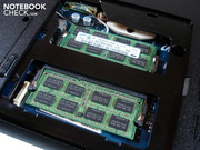 Beide RAM-modules van 2048MB ieder zijn al geinstalleerd.