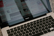 De nieuwe Apple MacBook gemaakt van aluminium is een waardige opvolger van de 12" PowerBook ...