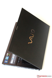 ...verkocht onder de naam Sony Vaio SV-S13A1Z9E/S.