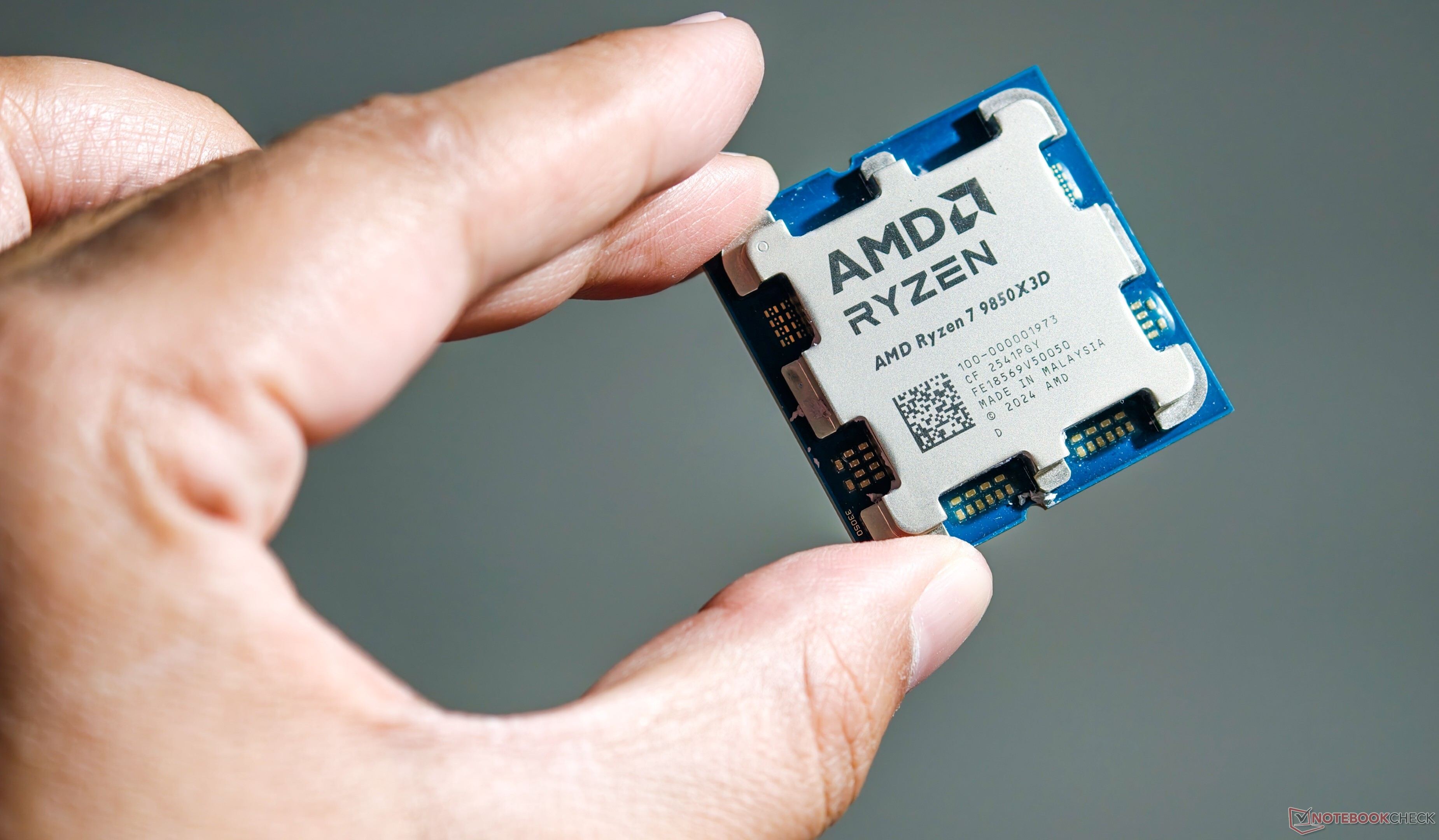 AMD Ryzen 7 9850X3D Review: Zen 5's kleine X3D refresh regeert als