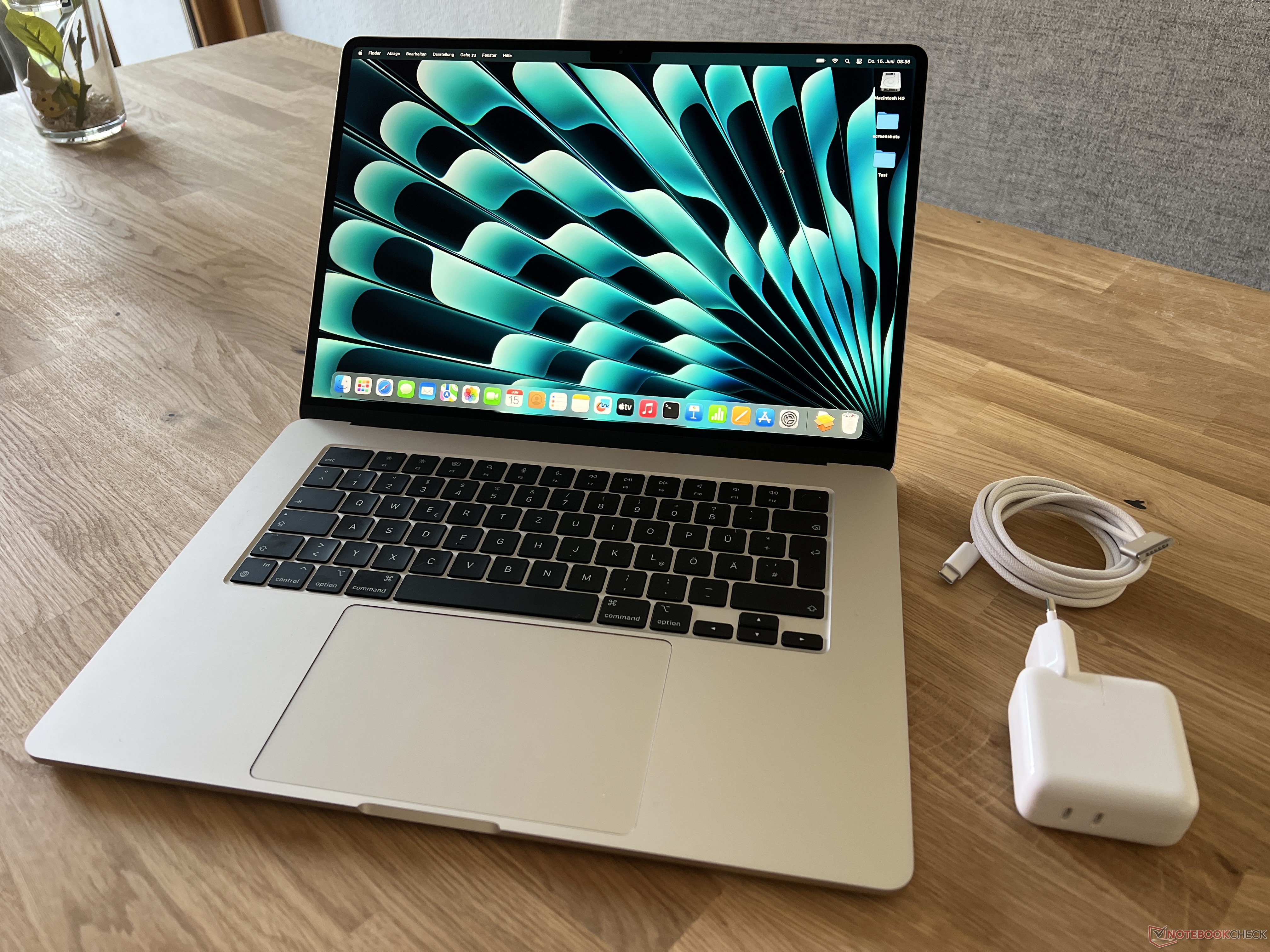 MacBook Air 15-inch (2023)