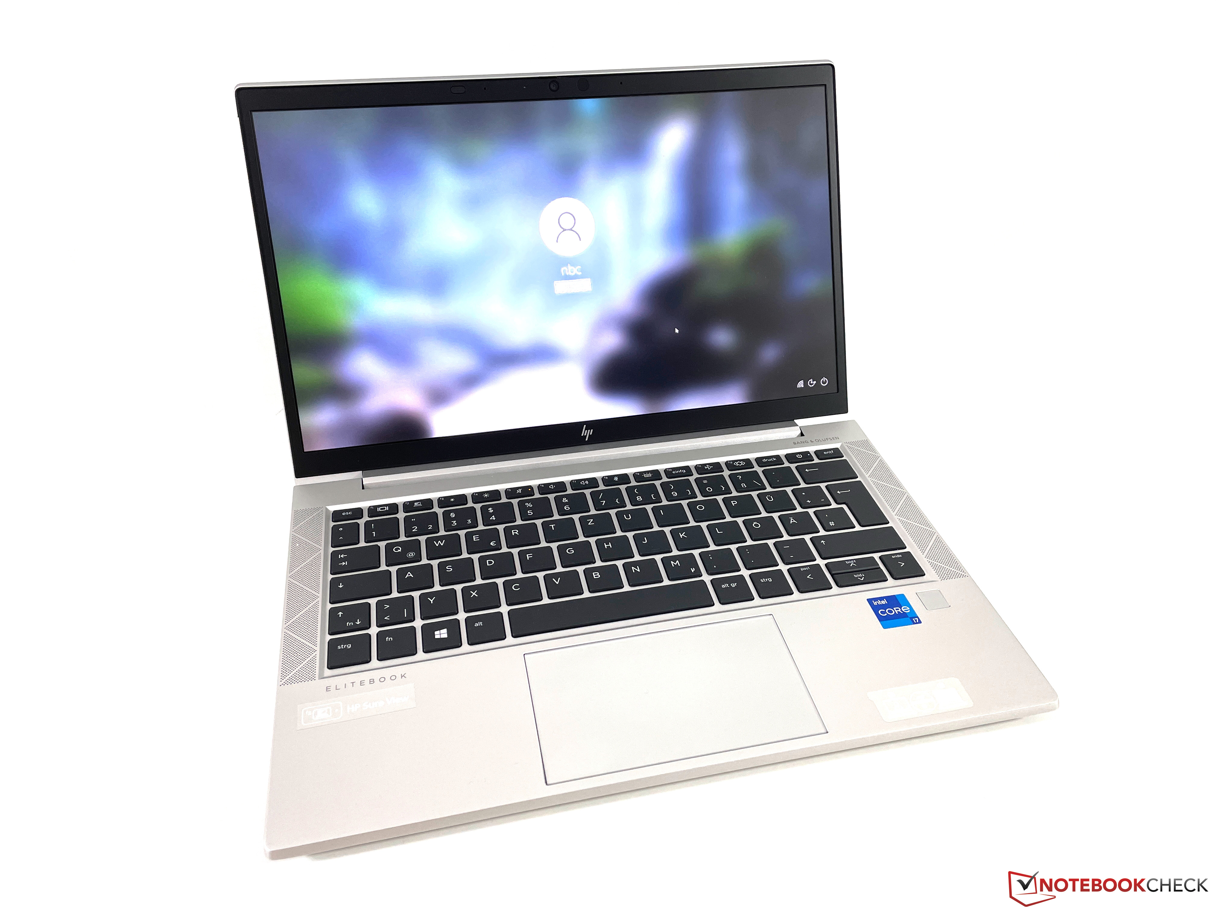 HP EliteBook 830 G8 business laptop in review: Het 1.000-nit