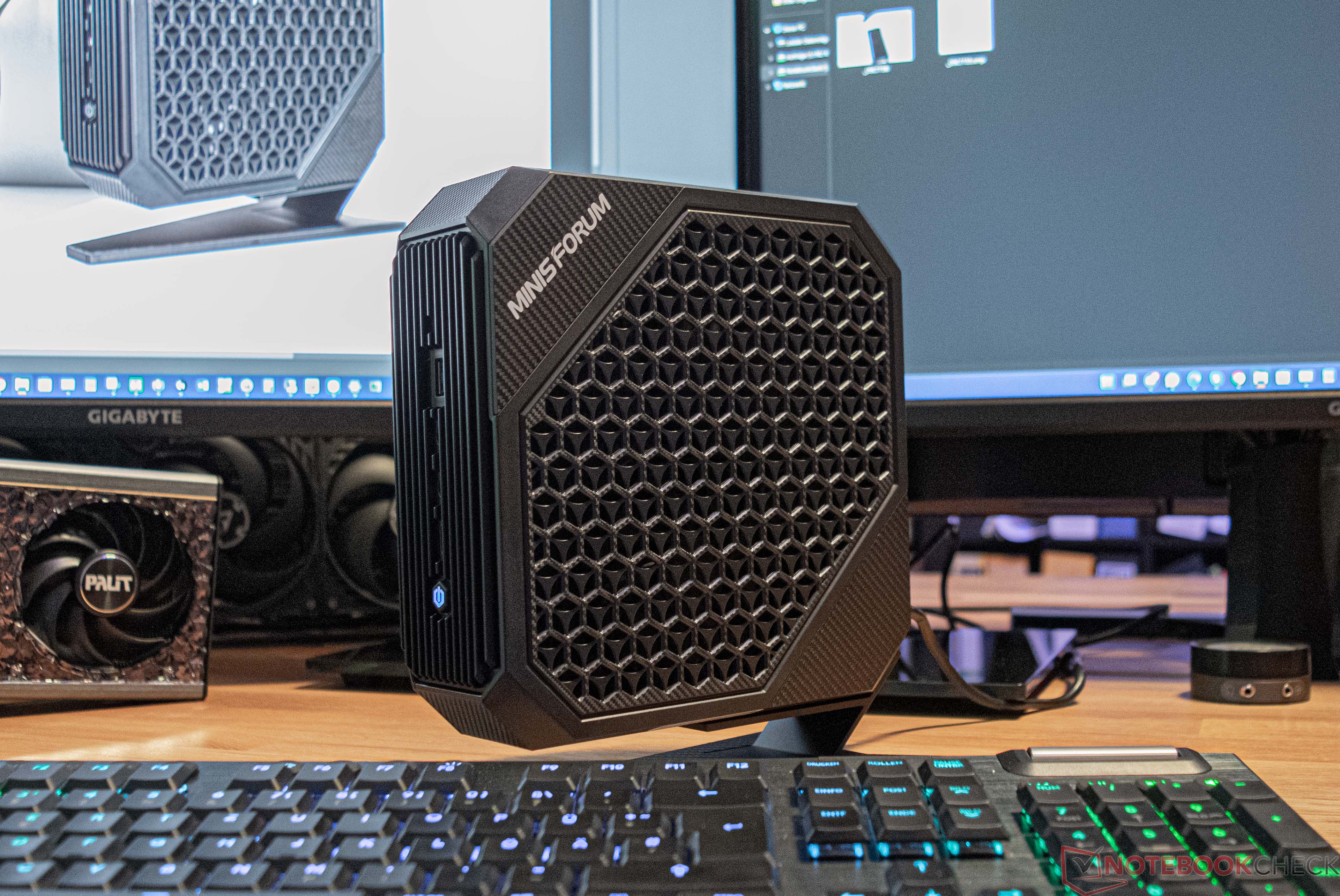 Minisforum Neptune Series HX99G review: Compacte gaming PC met AMD