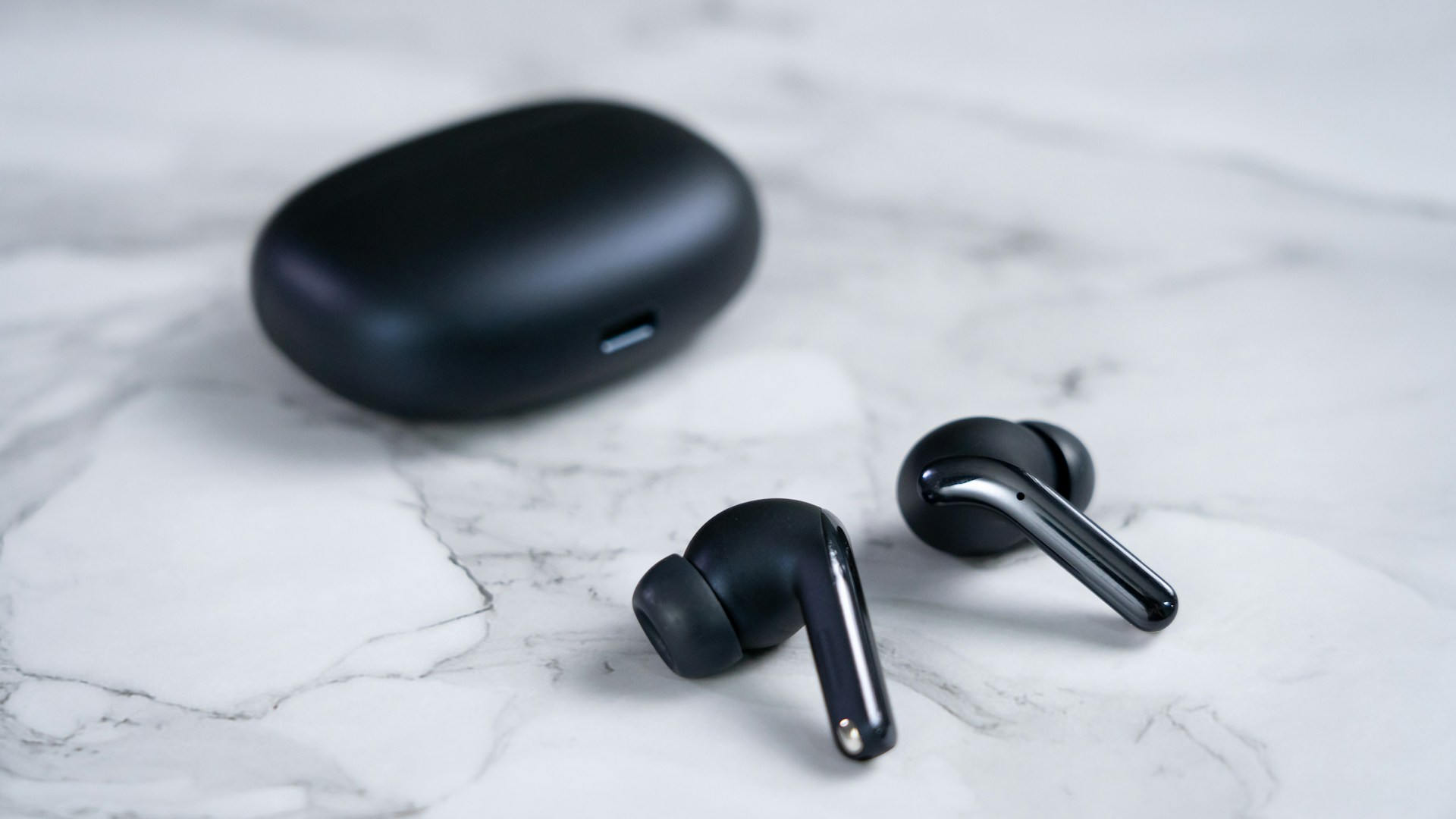 Xiaomi Buds 3T Pro (Afbeelding Bron: Amanz - Unsplash)