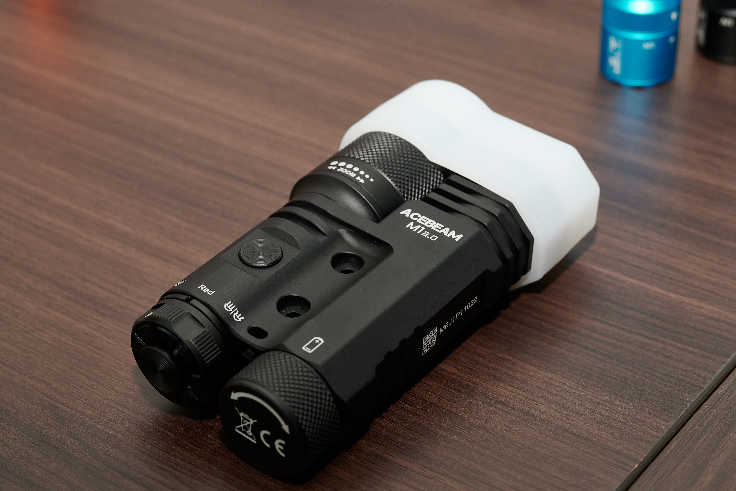Acebeam M1 2.0: Nieuwe versie van de LEP/LED-combinatielamp wordt