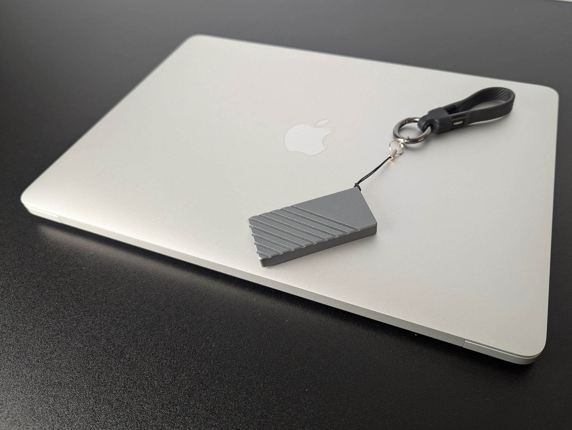 PicoDrive USB4 SSD beoordeling: Kleinste 4 TB schijf voor consoles, ProRes-video en OTG-opslag