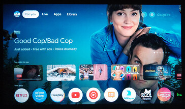 Het startmenu heeft een ander ontwerp wanneer u bent aangemeld bij Google TV. (Afbeeldingsbron: Notebookcheck)