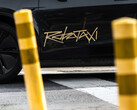 Het Tesla Robotaxi ride-share platformlogo op de nieuwe Model Y. (Afbeelding bron: @artsimage/X)