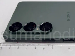 Gelekte afbeelding van de telefoon. De Xperia 1 VII zal naar verwachting verbeterde ultra-groothoek- en telefotocamera's hebben. (Afbeeldingsbron: via Sumaho Digest)