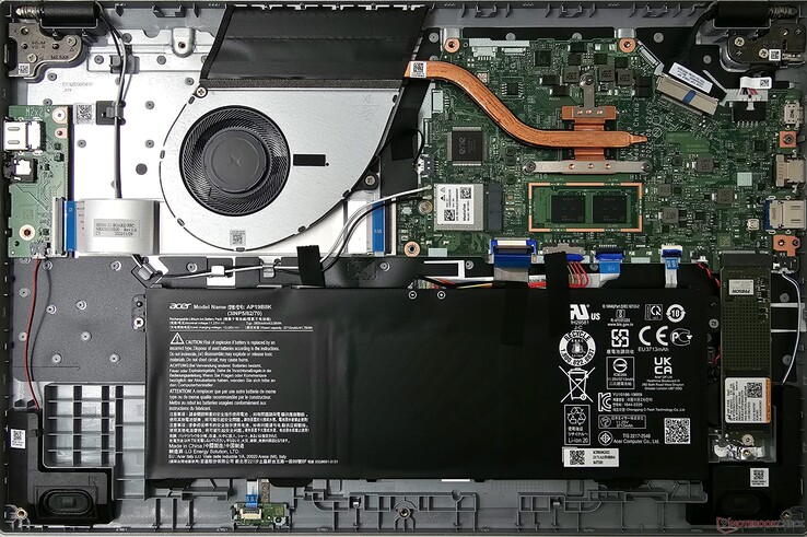 Acer Aspire 3 internals