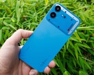 De Nothing Phone (4b) heeft een behuizing van polycarbonaat en voldoet aan beschermingsklasse IP64.