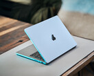 MacBook Pro's krijgen al in 2026 de tandem OLED-displaytechnologie van de iPad Pro, waardoor dunnere ontwerpen mogelijk worden. (Bron: Notebookcheck)