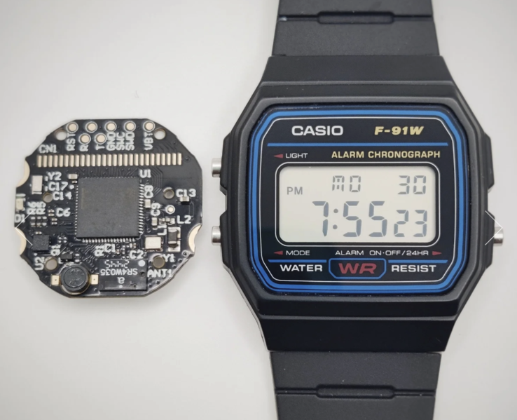 De Ollee PCB naast de Casio F-91W. (Afbeeldingsbron: OlleeWatch)