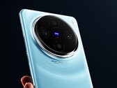 De Vivo X100 Pro zal blijkbaar worden aangeboden in het chique "Celestial Blue". (Afbeeldingsbron: Vivo)