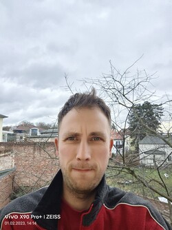 Selfies met de Vivo X90 Pro+ zijn scherp met een hoog contrast