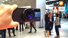 De geruchten over de Xiaomi 17 Ultra nemen toe en beloven veel nieuwe functies voor de verrassend vroege release van het vlaggenschip met Leica-camera. (Afbeeldingsbron: Alexander Fagot, Notebookcheck)