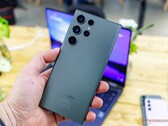 De Galaxy S23 Ultra wordt wereldwijd geleverd met de Snapdragon 8 Gen 2. (Beeldbron: NotebookCheck)