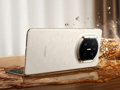 De Huawei Mate X7 is IP59 gecertificeerd tegen stof en water. (Afbeeldingsbron: Huawei)