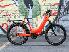 De Segway Xafari e-bike is nu verkrijgbaar in Crimson Red (Afbeelding bron: Segway)