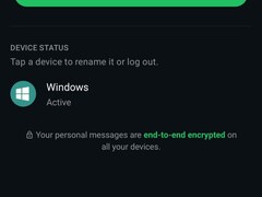 WhatsApp-instellingen met de lijst van gekoppelde apparaten en de opmerking over end-to-end-versleuteling
