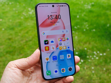 Honor 400 buiten (bron: Daniel Schmidt)