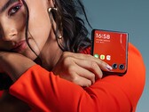 De Razr 50 Ultra lijkt erg veel op zijn voorganger. (Afbeeldingsbron: Motorola)