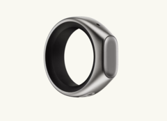 De Stream Ring wordt aan de wijsvingers van de gebruiker gedragen en is bestand tegen zowel regen als handen wassen. (Afbeelding Bron : Sandbar)