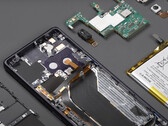 De Xperia 1 IV is relatief modulair als je het vastgelijmde achterpaneel verwijdert. (Afbeelding bron: WekiHome)