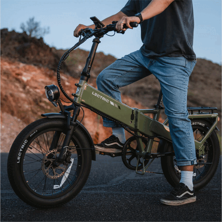 De Lectric XP4 elektrische fiets met 750 W motor biedt een actieradius tot 136,7 km (85 mijl) per keer opladen (Afbeelding bron: Lectric)