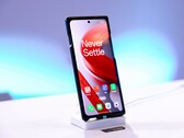 De OnePlus 12 wordt gelanceerd met een ongelooflijk helder scherm (afbeelding via Ice Universe op X)