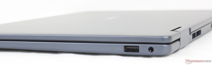 Rechts: USB-A 3.2 Gen. 1, 3,5 mm headset