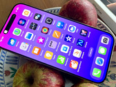 De komende iPhone 17 Pro-serie zou efficiëntere schermen kunnen krijgen. (Afbeelding Bron: Notebookcheck)